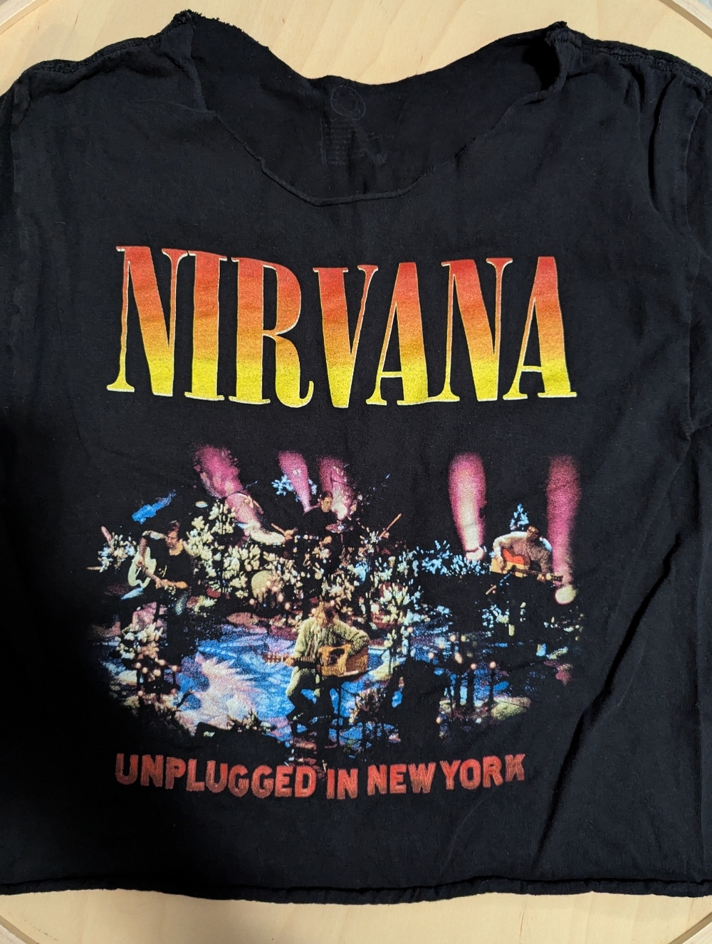 NIRVANA Black [Cut/MODIFIED] Unplugged Tee